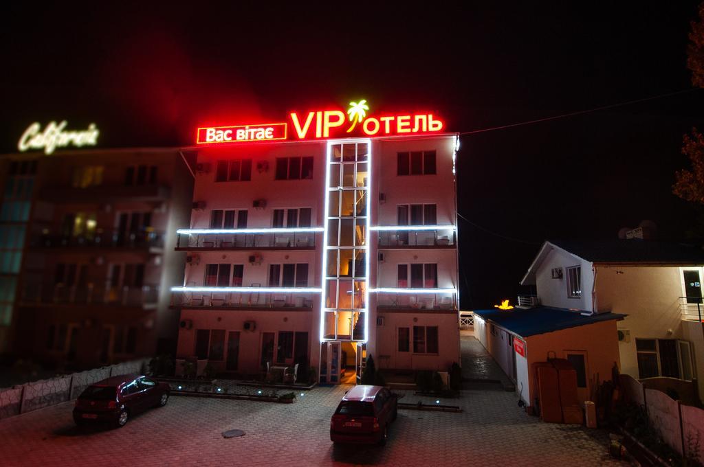 Vip Hotel Kobleve Extérieur photo