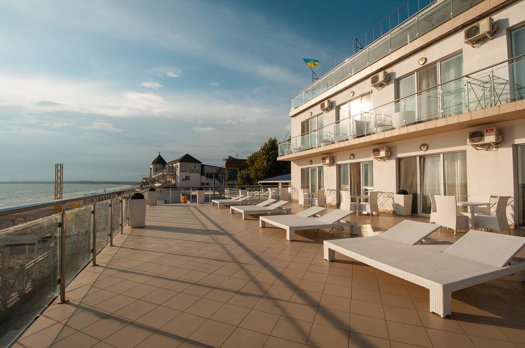 Vip Hotel Kobleve Extérieur photo